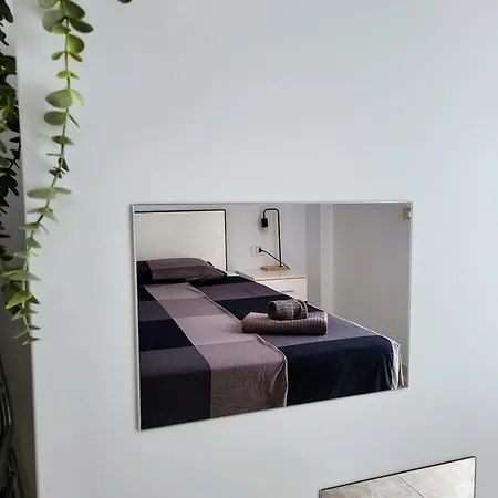 Apartment 2 Bedroom With A Pool *